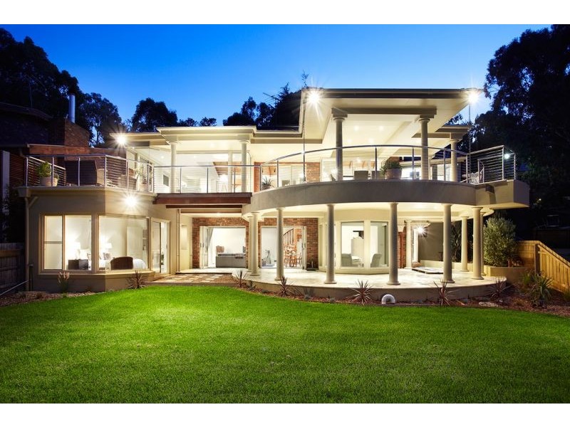 31 Nara Road, Mitcham VIC 3132