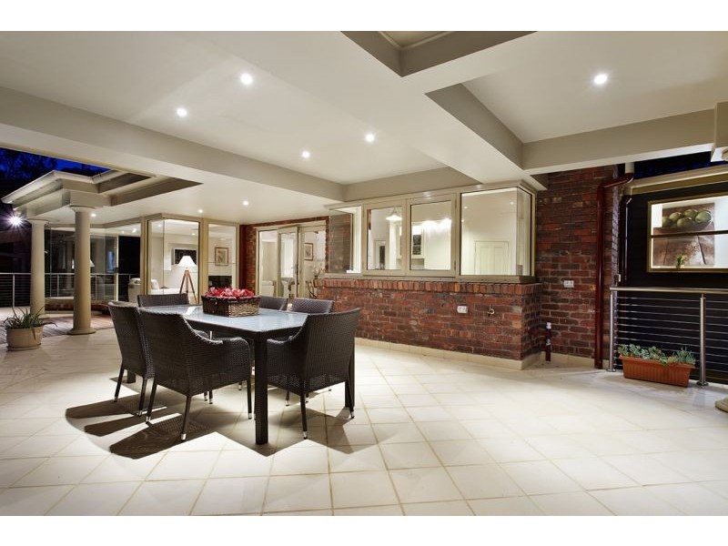 31 Nara Road, Mitcham VIC 3132