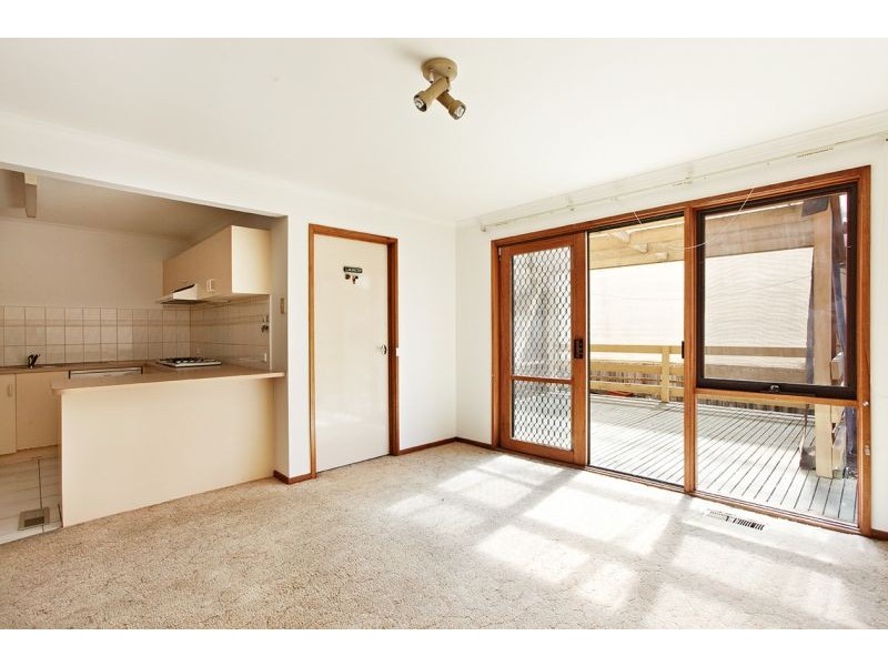 8/32 Heatherdale Road, Mitcham VIC 3132