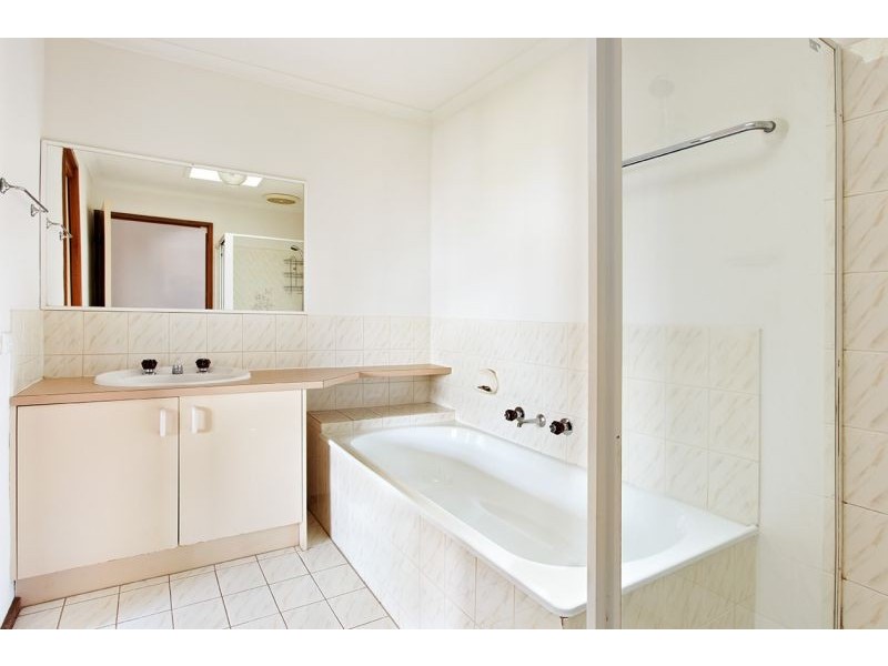 8/32 Heatherdale Road, Mitcham VIC 3132