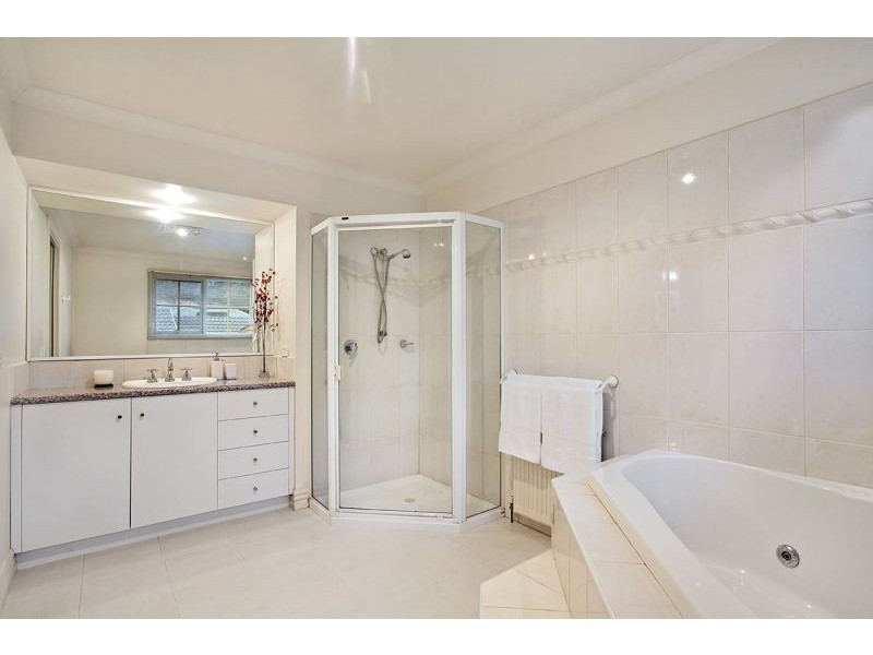 9 Patrick Court, Mitcham VIC 3132