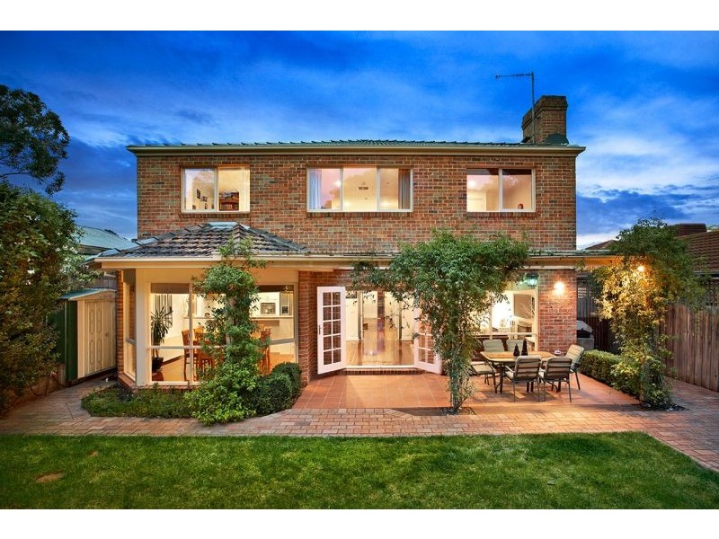 9 Patrick Court, Mitcham VIC 3132