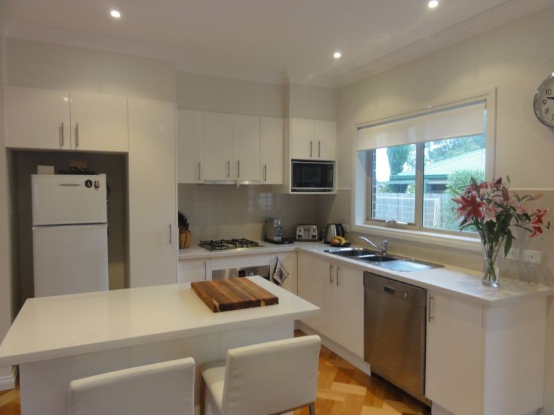 1/21 Lithgow Avenue, Blackburn VIC 3130