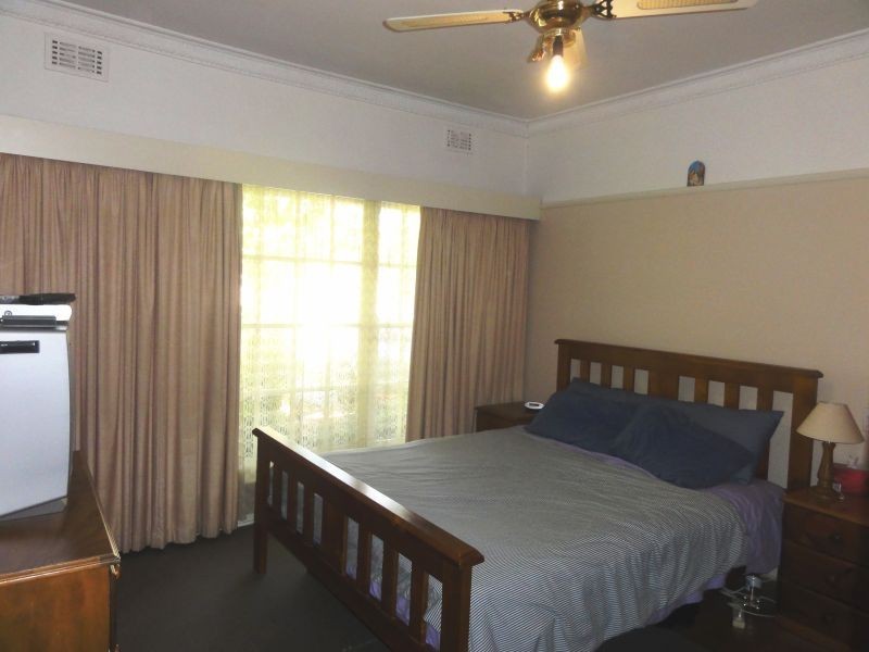 52 Holland Road, Blackburn South VIC 3130