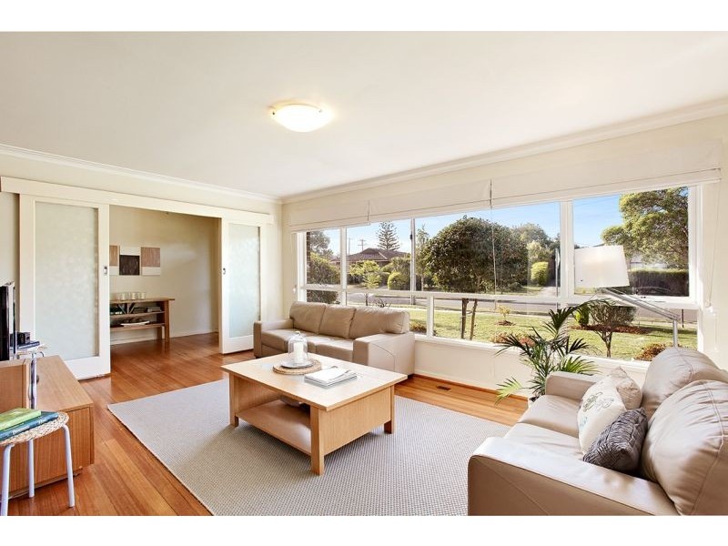 16 Windella Crescent, Glen Waverley VIC 3150