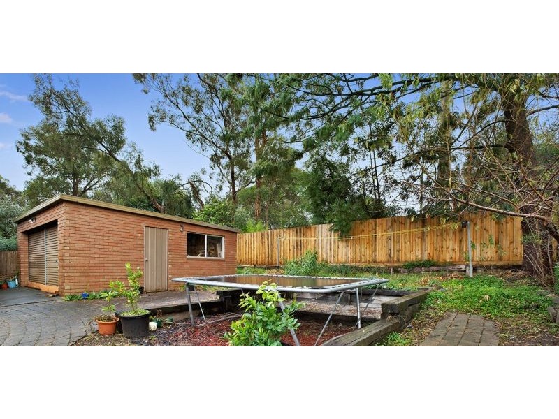 7 Ashburton Drive, Mitcham VIC 3132