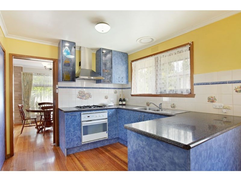 2 Bronhill Road, Ringwood East VIC 3135