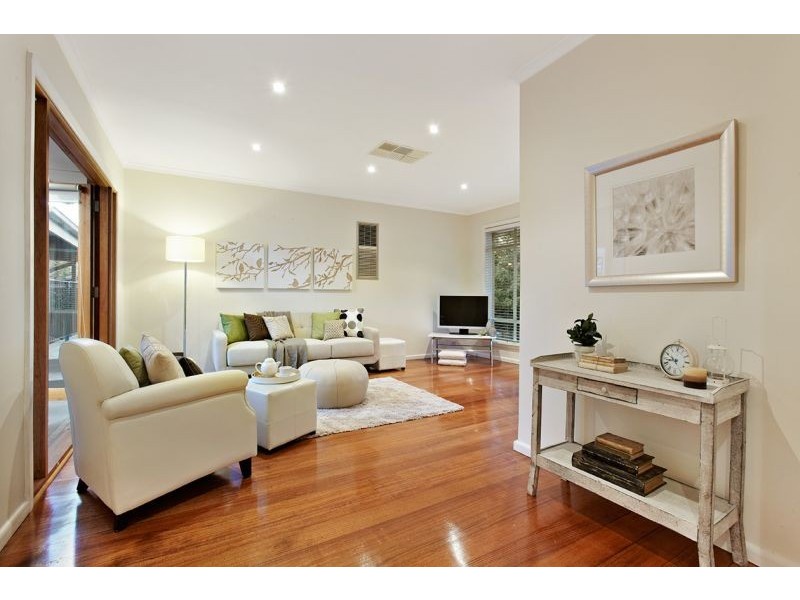 9 Irving Court, Vermont VIC 3133