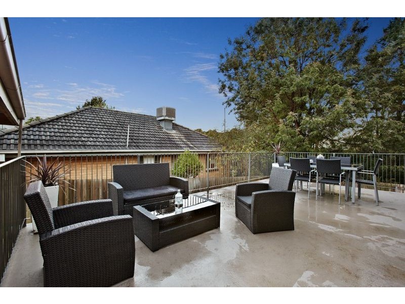 9 Irving Court, Vermont VIC 3133