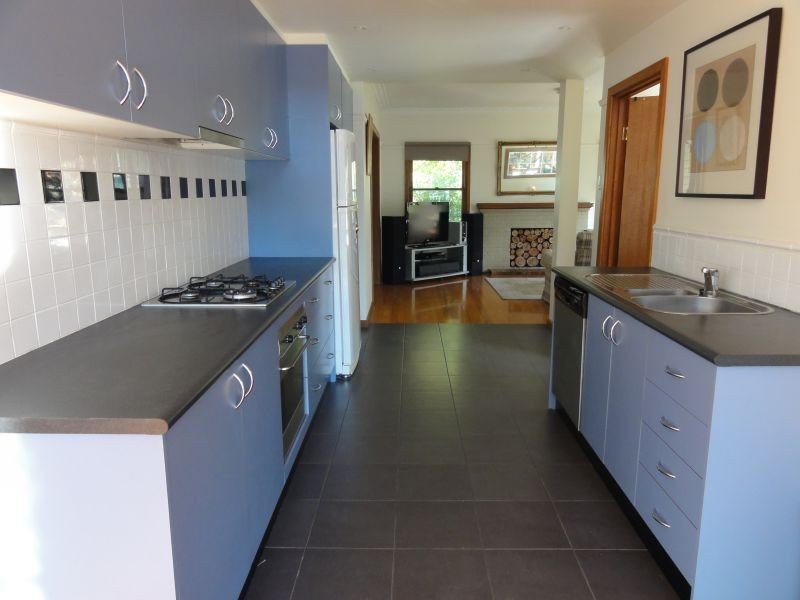 15 Rosslyn Street, Blackburn South VIC 3130