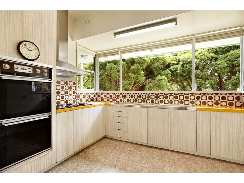 2/20A Myrtle Grove, Blackburn VIC 3130