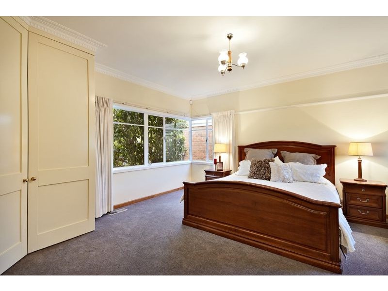 43 Maple Street, Blackburn VIC 3130