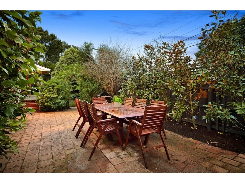 43 Maple Street, Blackburn VIC 3130
