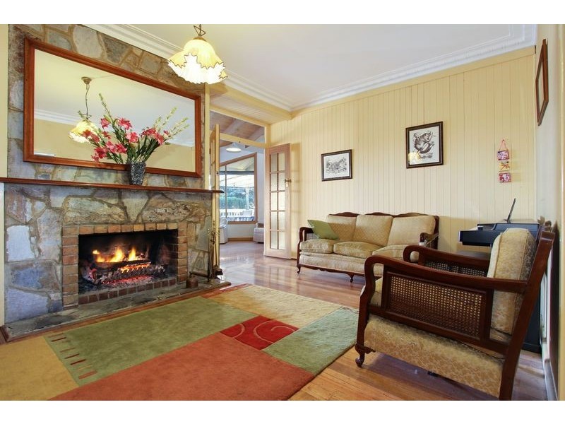 8 Lafrank Street, Burwood VIC 3125