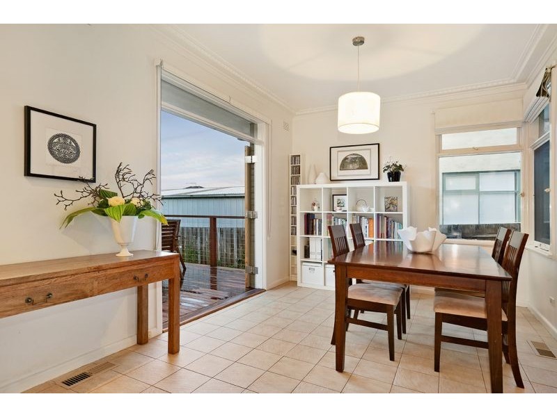 8 Laughlin Avenue, Nunawading VIC 3131