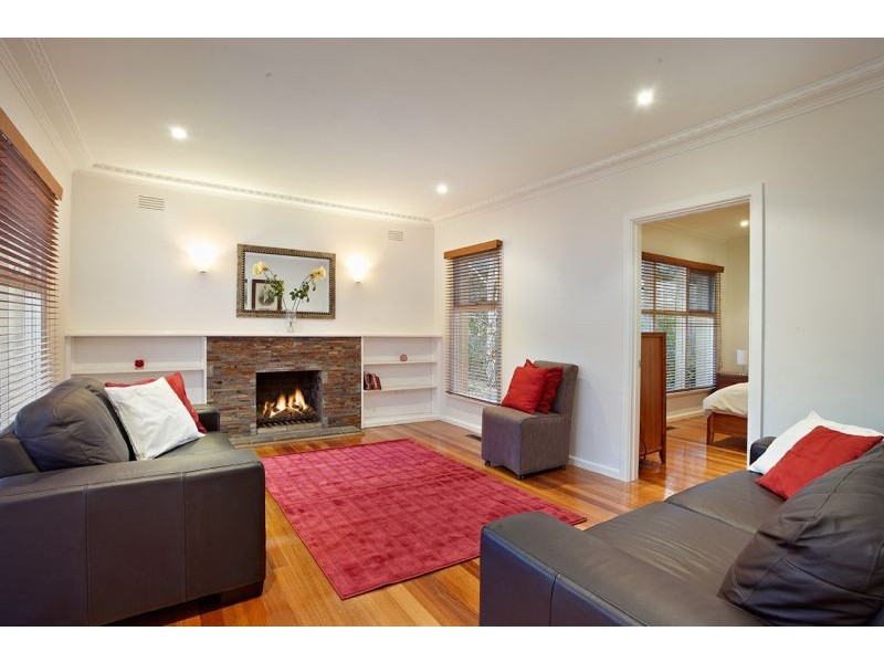 21 Brazeel Street, Blackburn South VIC 3130