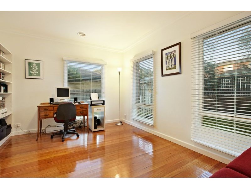 2A Gracefield Drive, Box Hill North VIC 3129