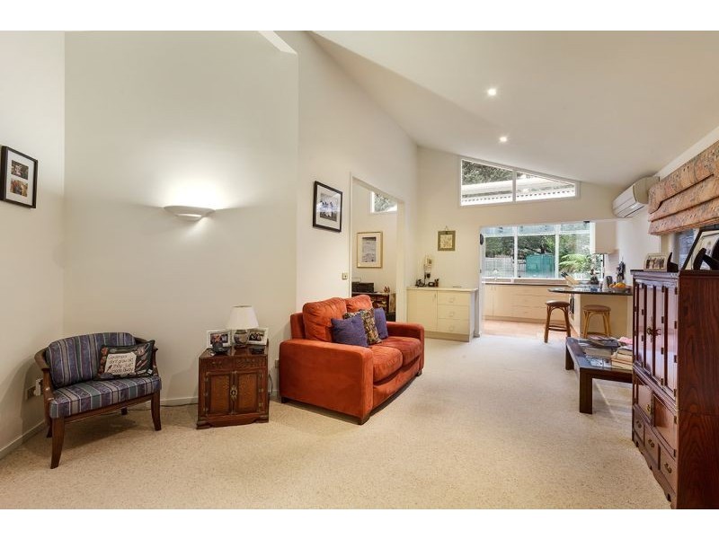 10 Norris Court, Blackburn VIC 3130