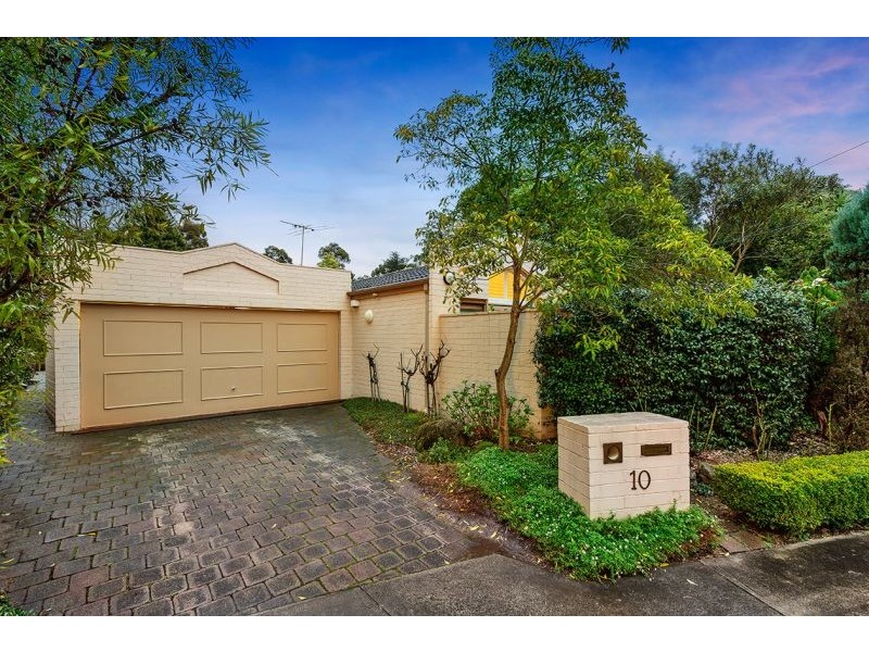 10 Norris Court, Blackburn VIC 3130