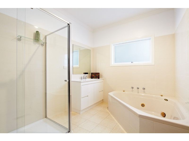 24 Salisbury Avenue, Blackburn VIC 3130