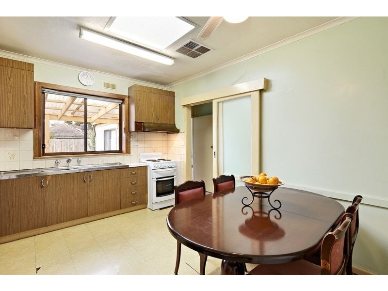 6 Berl Court, Blackburn South VIC 3130