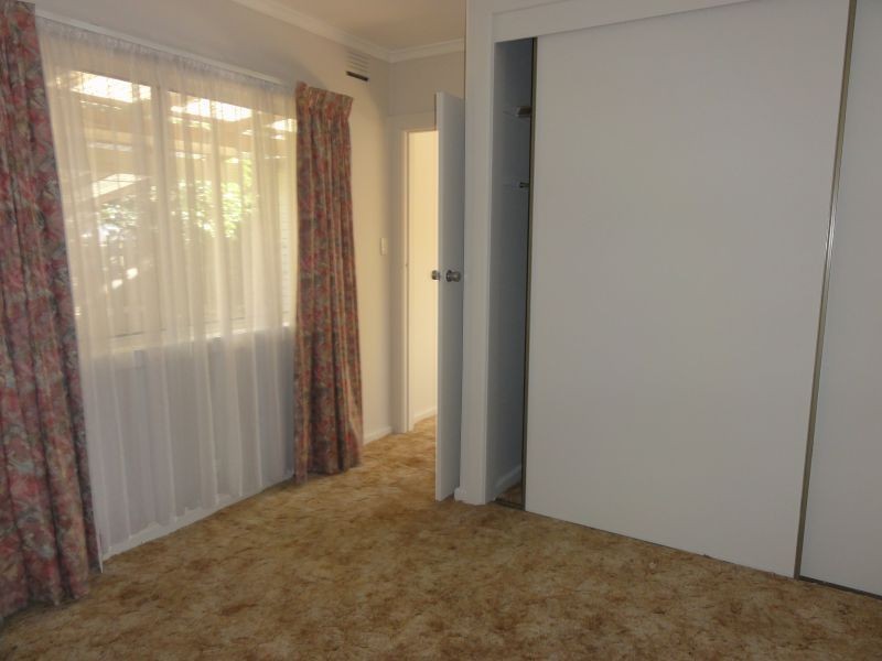 2A Lulworth Street, Blackburn North VIC 3130