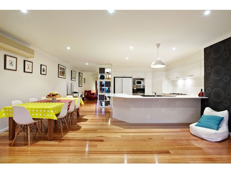6 Massey Street, Box Hill South VIC 3128