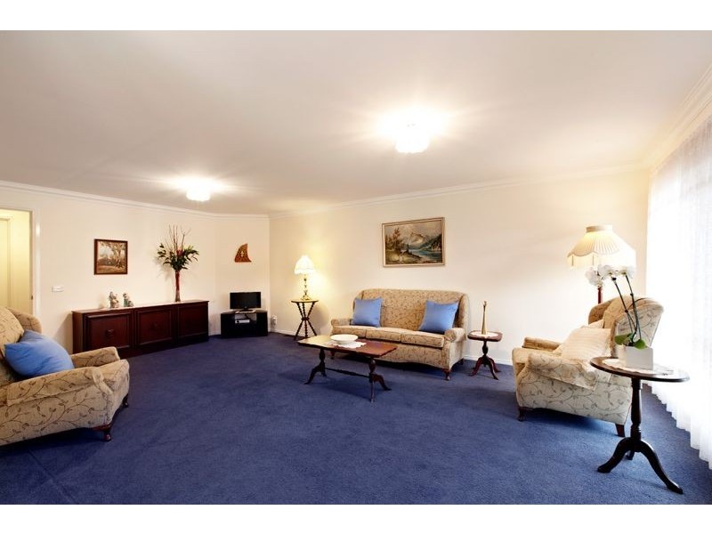 6/3 Halls Parade, Mitcham VIC 3132