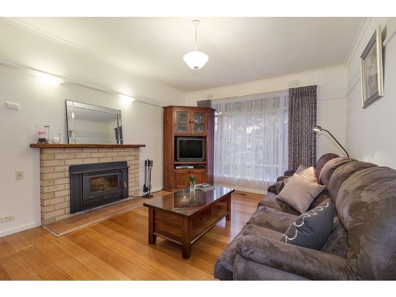 20 Hampshire Road, Forest Hill VIC 3131