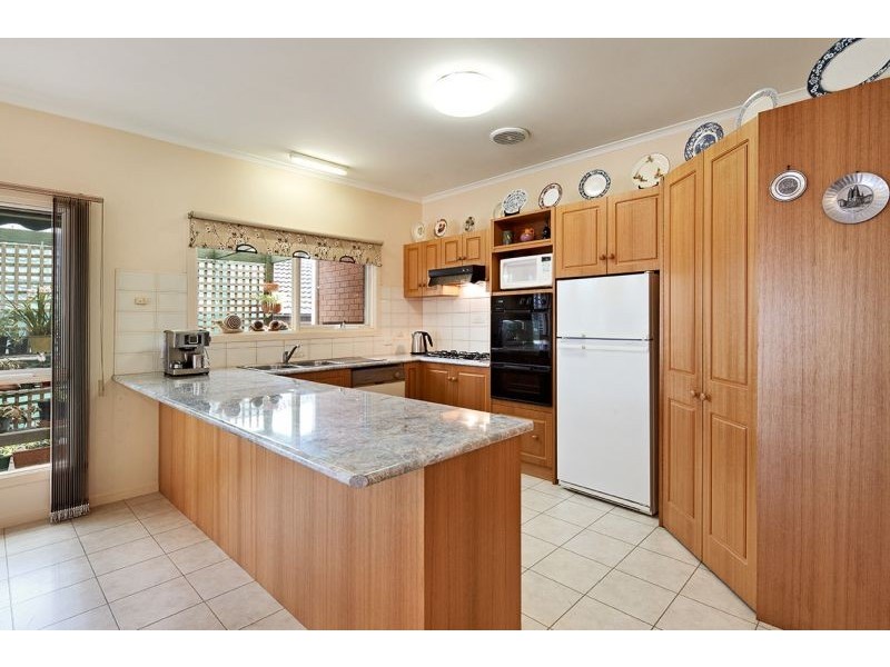 11 O’Brien Crescent, Blackburn South VIC 3130