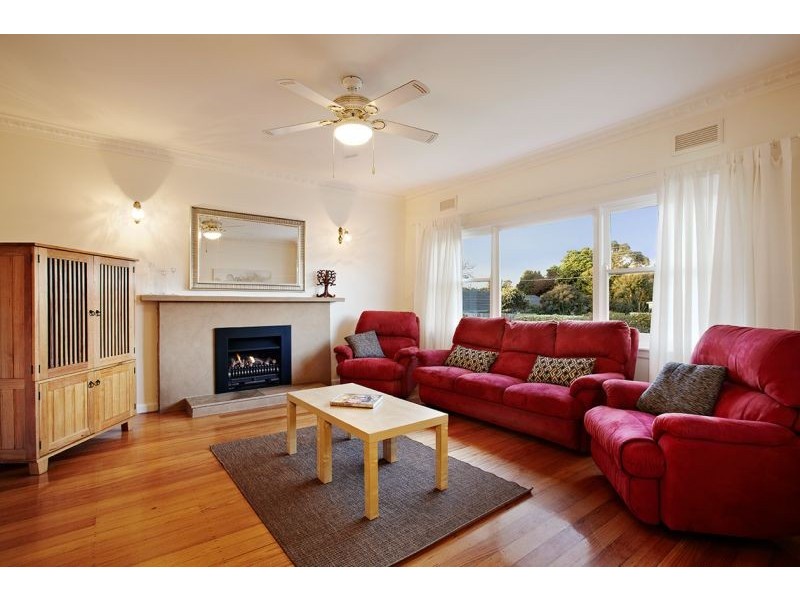 2 Carter Avenue, Nunawading VIC 3131