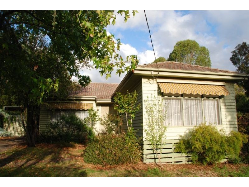 33 Dobell Street, Blackburn South VIC 3130