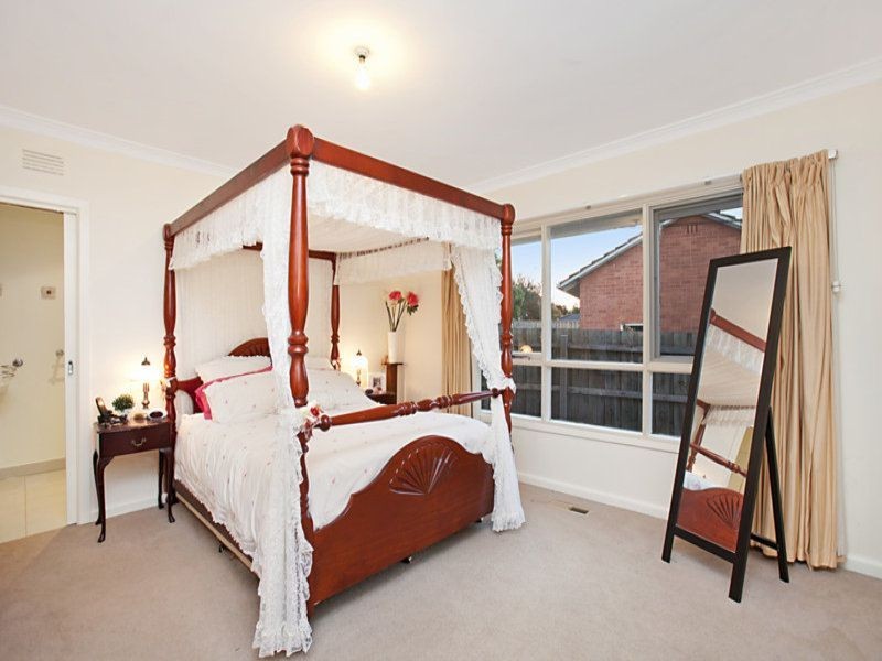 14 Sheila Street, Blackburn North VIC 3130