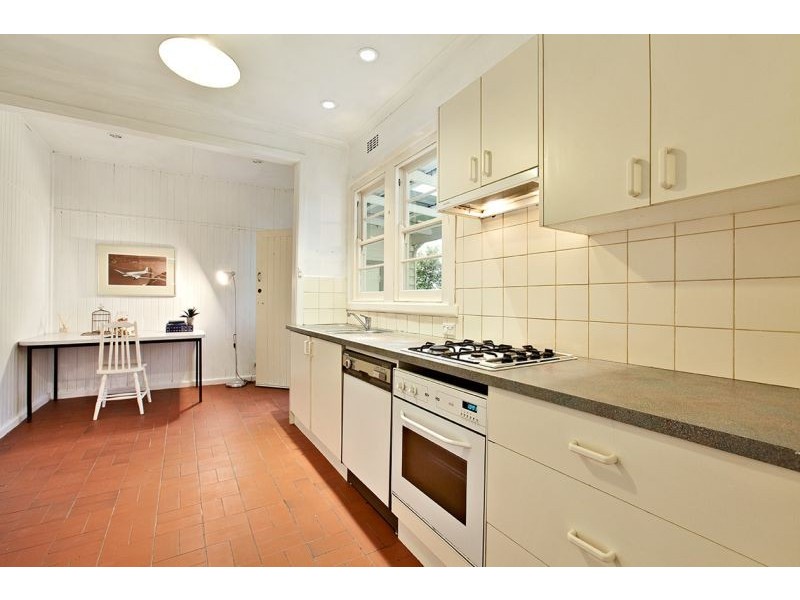 6 Tara Avenue, Blackburn VIC 3130