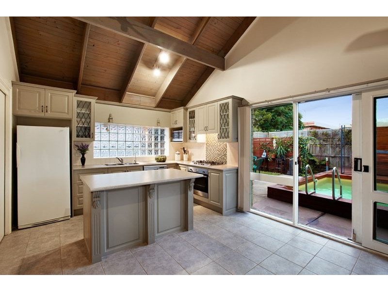 267 Mahoneys Road, Forest Hill VIC 3131