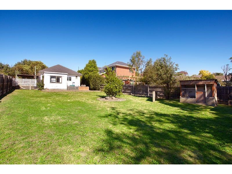 3 Ralph Street, Blackburn South VIC 3130