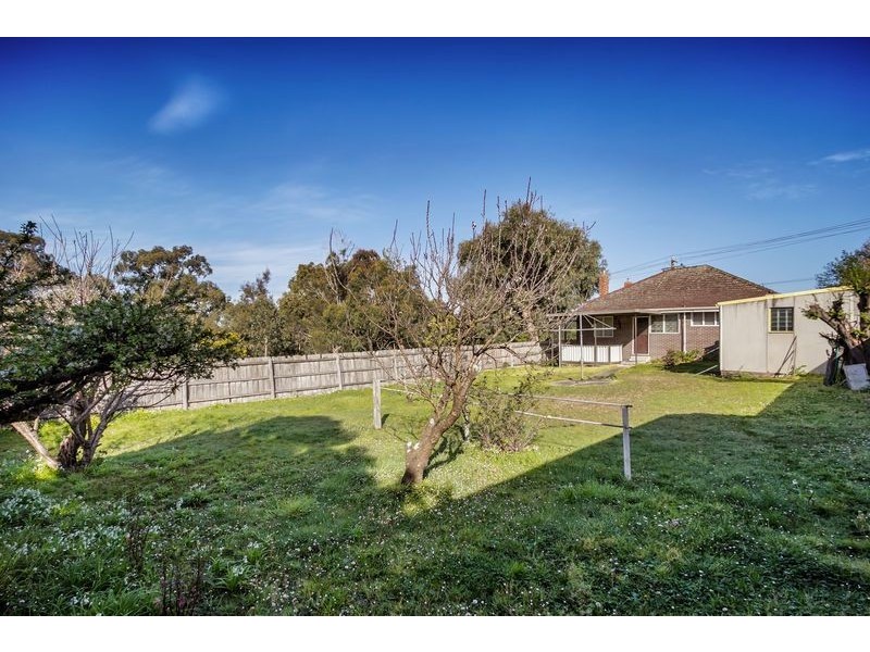 348 Middleborough Road, Blackburn VIC 3130