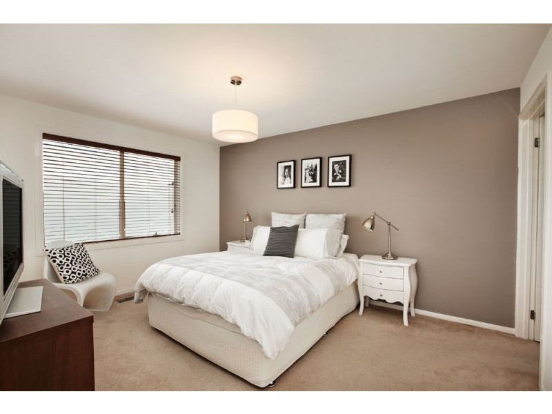 21 Essex Street, Blackburn North VIC 3130