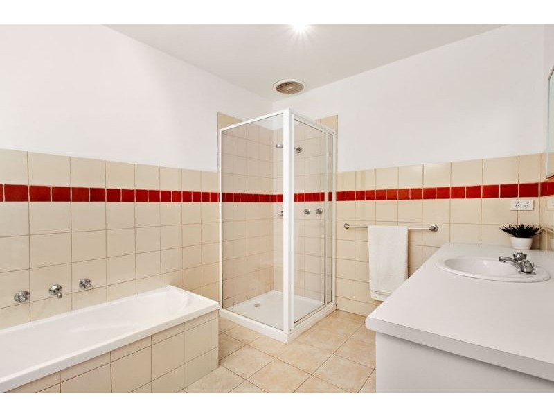 21 Essex Street, Blackburn North VIC 3130