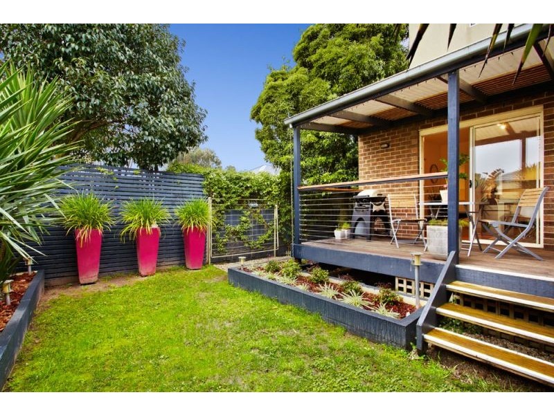 21 Essex Street, Blackburn North VIC 3130