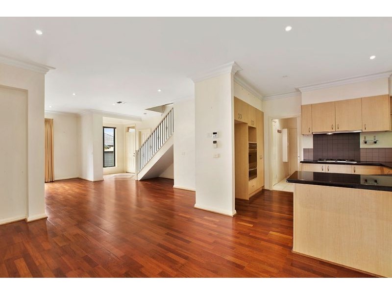 1/696 Canterbury Road, Vermont VIC 3133