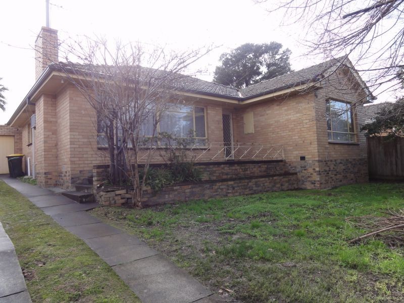 5 Cypress Avenue, Burwood VIC 3125