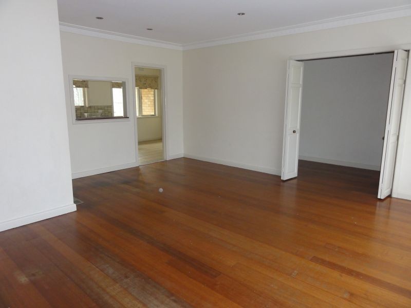 5 Cypress Avenue, Burwood VIC 3125