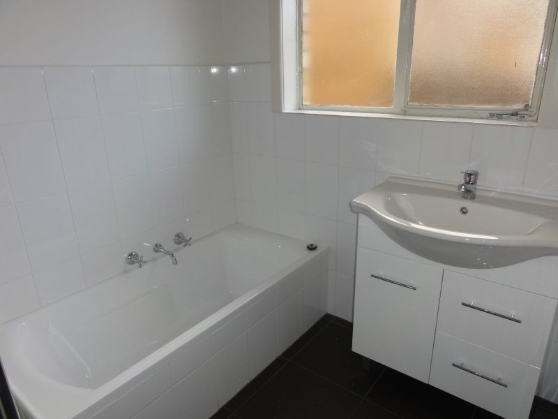 5 Cypress Avenue, Burwood VIC 3125