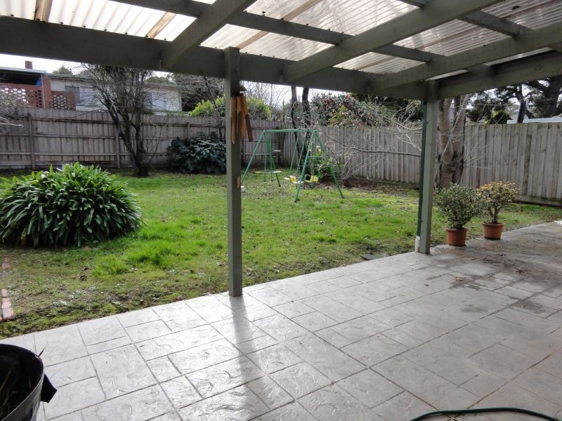 5 Cypress Avenue, Burwood VIC 3125