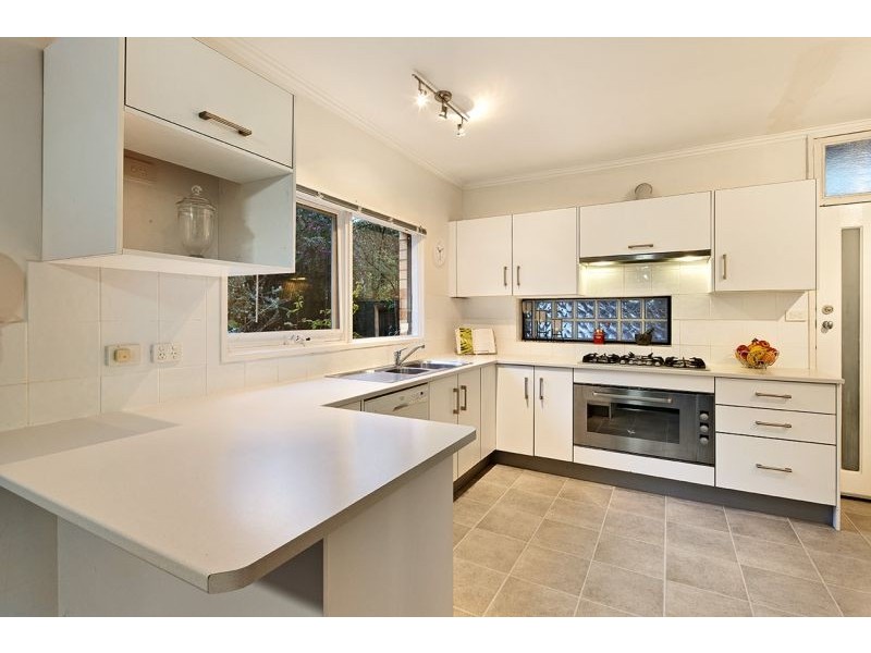 78 Lake Road, Blackburn VIC 3130