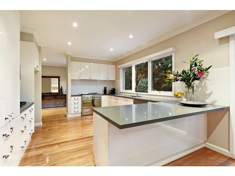 2 Wirreanda Court, Blackburn VIC 3130