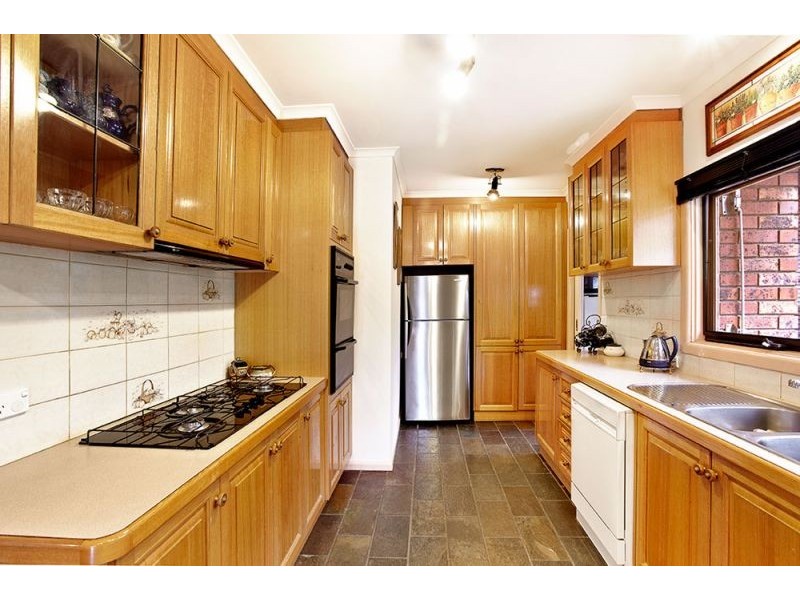 83 Heathfield Rise, Box Hill North VIC 3129