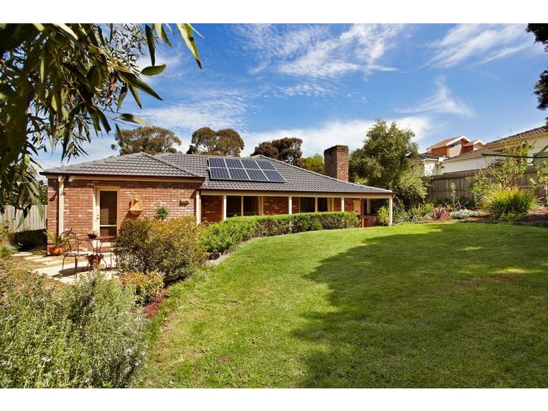 27 Minchinbury Drive, Vermont South VIC 3133