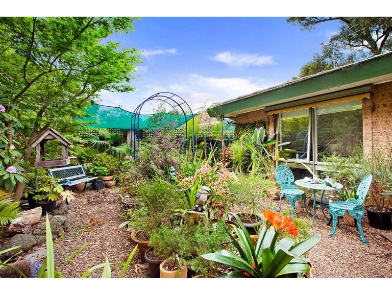 1/99 Surrey Road, Blackburn North VIC 3130